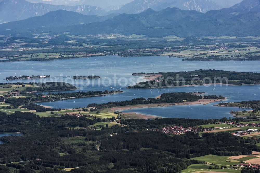 Breitbrunn am Chiemsee from the bird's eye view: Riparian areas on the lake area of Chiemsee in Breitbrunn am Chiemsee in the state Bavaria, Germany