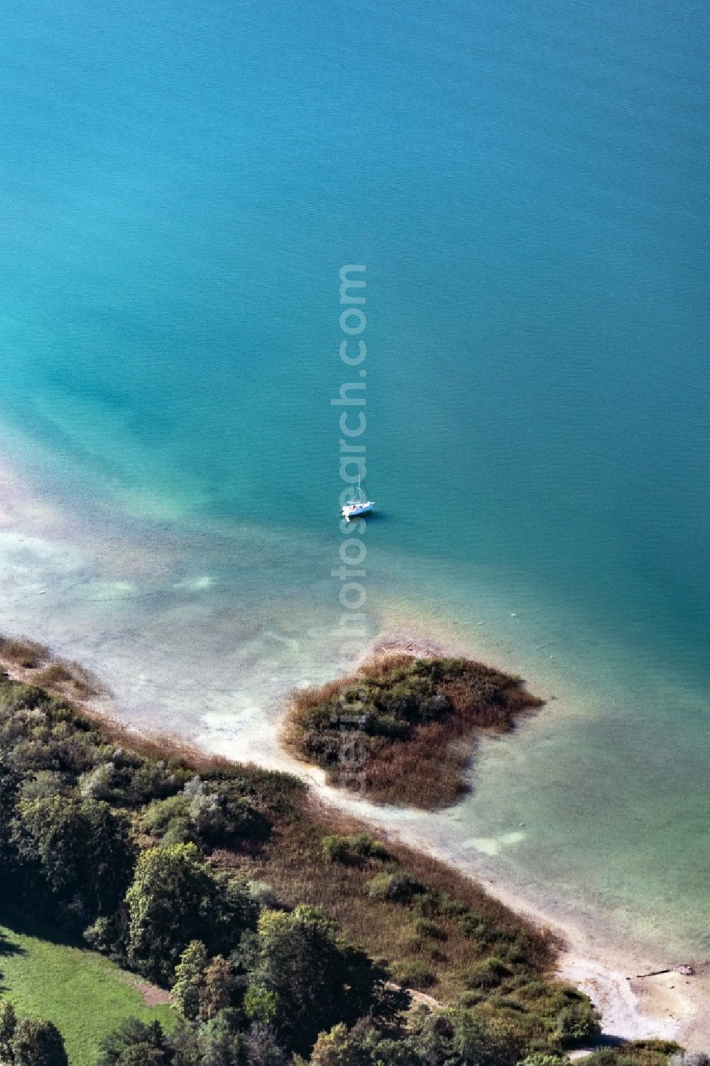 Aerial image Chieming - Riparian areas on the lake area of Chiemsee in Chieming in the state Bavaria, Germany