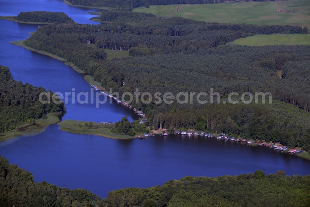 Aerial photograph Wesenberg - Riparian areas on the lake area of Drewensee in Wesenberg in the state Mecklenburg - Western Pomerania