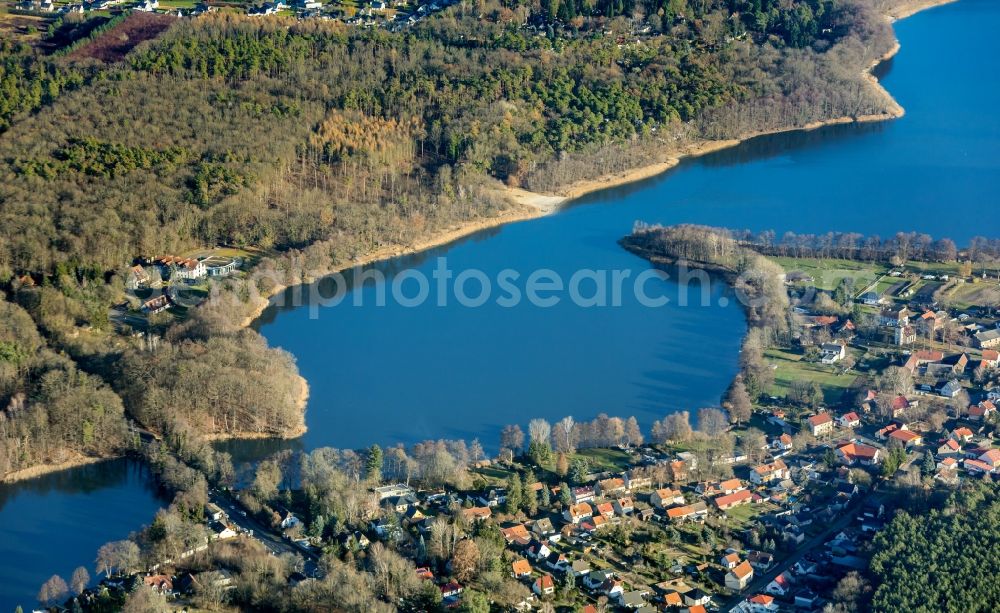 Aerial image Seddin - Riparian areas on the lake area of Grosser Seddiner See in Seddin in the state Brandenburg, Germany