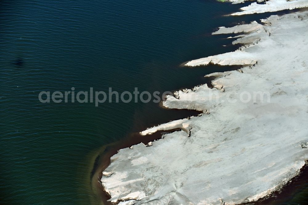 Aerial photograph Großräschen - Riparian areas on the lake area of Grossraeschener See in Grossraeschen in the state Brandenburg, Germany