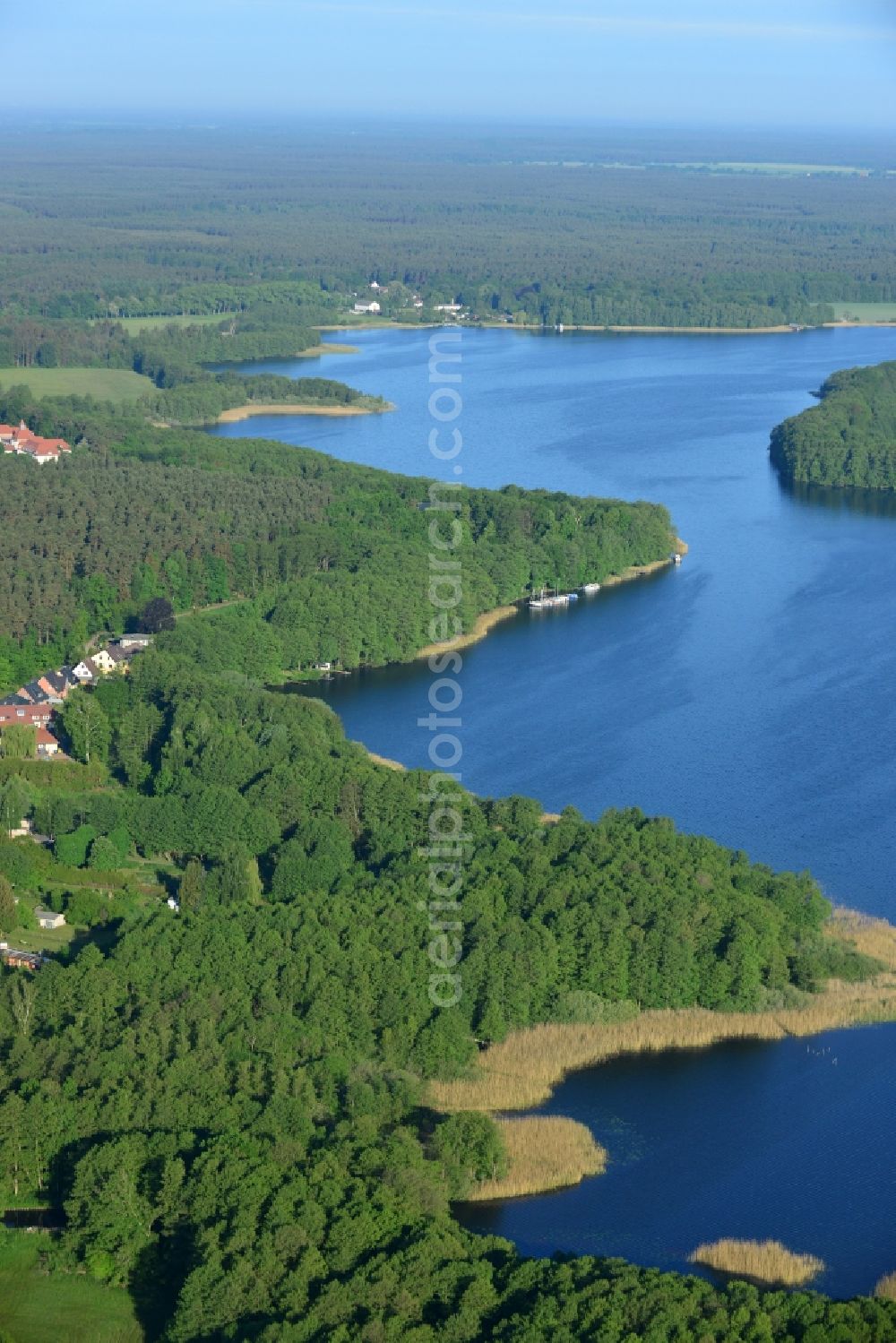 Aerial image Lindow (Mark) - Riparian areas on the lake area of Gudelacksee in Lindow (Mark) in the state Brandenburg