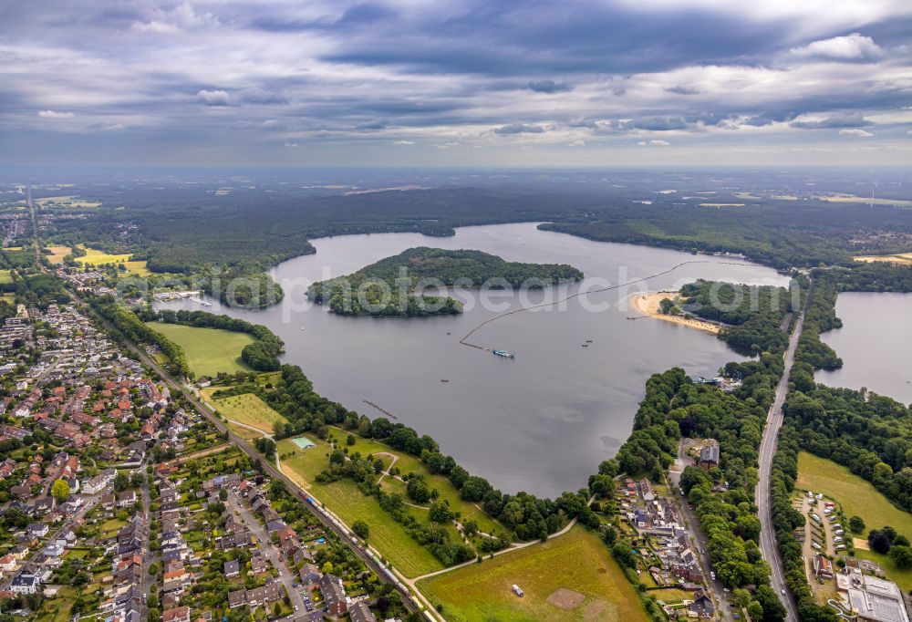 Haltern am See from above - Riparian areas on the lake area of Halterner Stausee in Haltern am See at Ruhrgebiet in the state North Rhine-Westphalia, Germany