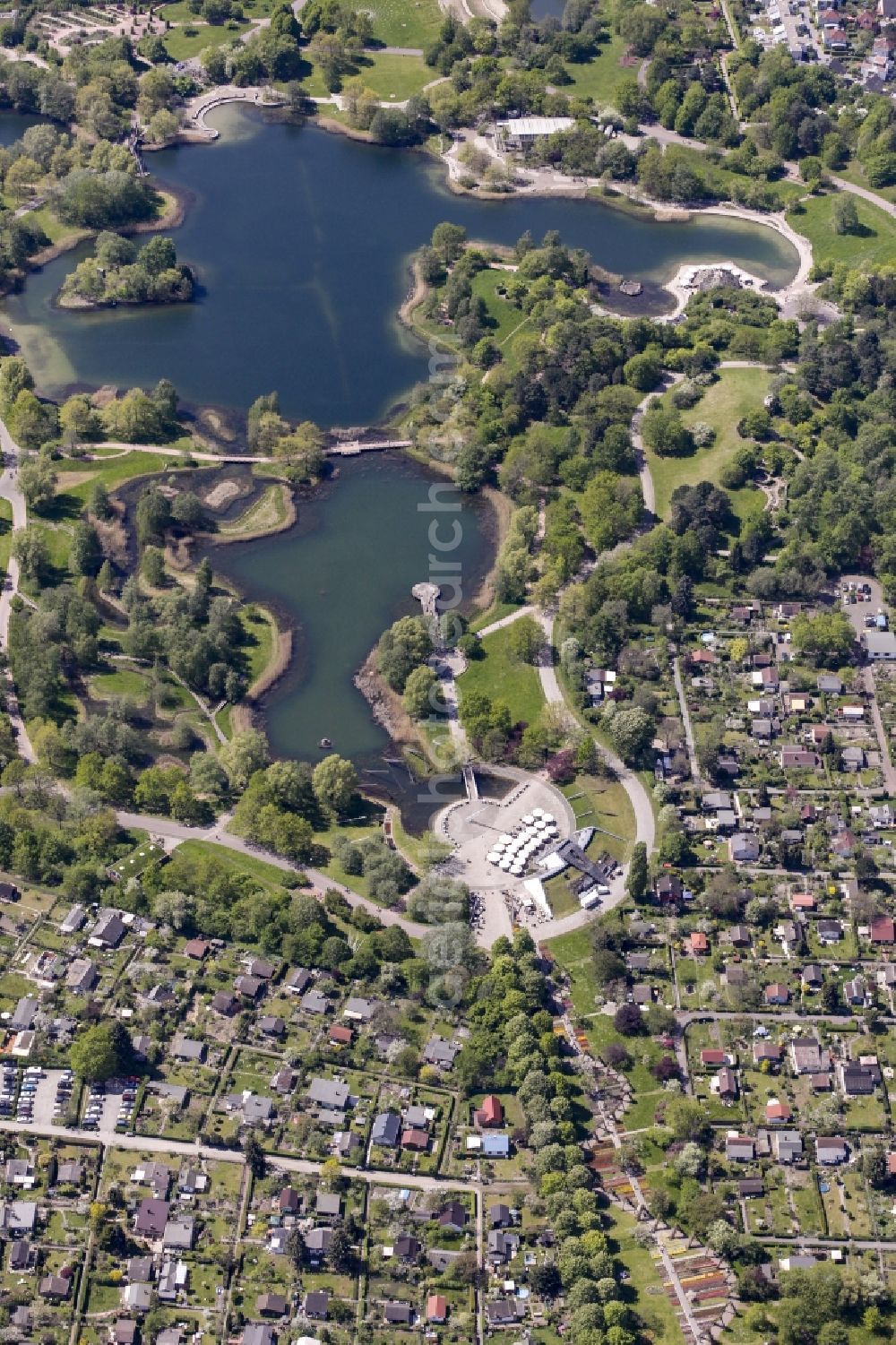 Berlin from above - Riparian areas on the lake area of Hauptsee in the recreation park Britz Garden in Berlin, Germany