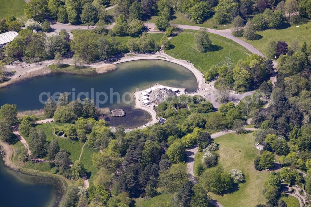 Berlin from above - Riparian areas on the lake area of Hauptsee in the recreation park Britz Garden in Berlin, Germany