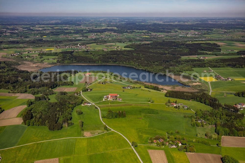 Bad Aibling from the bird's eye view: Riparian areas on the lake area of Hofstaetter See in Bad Aibling in the state Bavaria, Germany