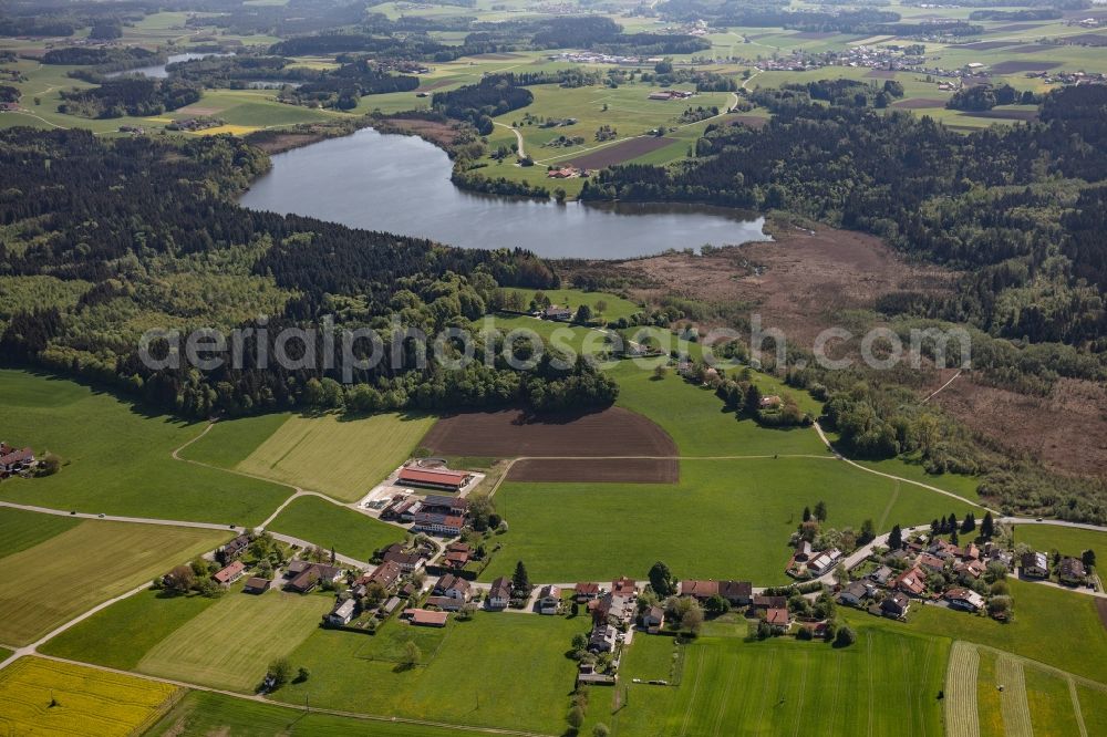 Aerial photograph Bad Aibling - Riparian areas on the lake area of Hofstaetter See in Bad Aibling in the state Bavaria, Germany