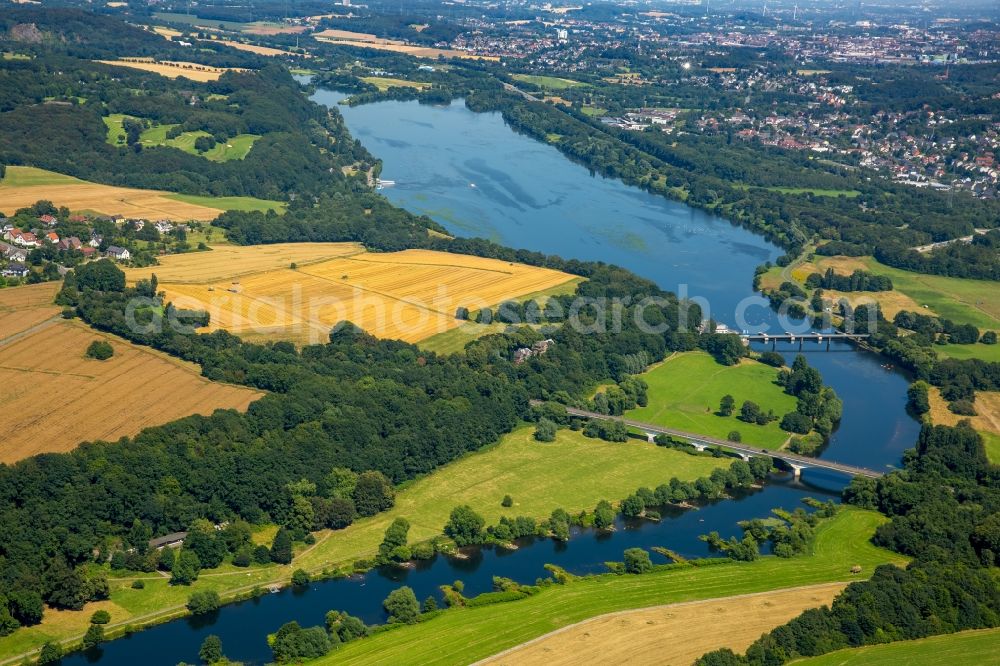 Herbede from above - Riparian areas on the lake area of Kemnader See in Herbede in the state North Rhine-Westphalia