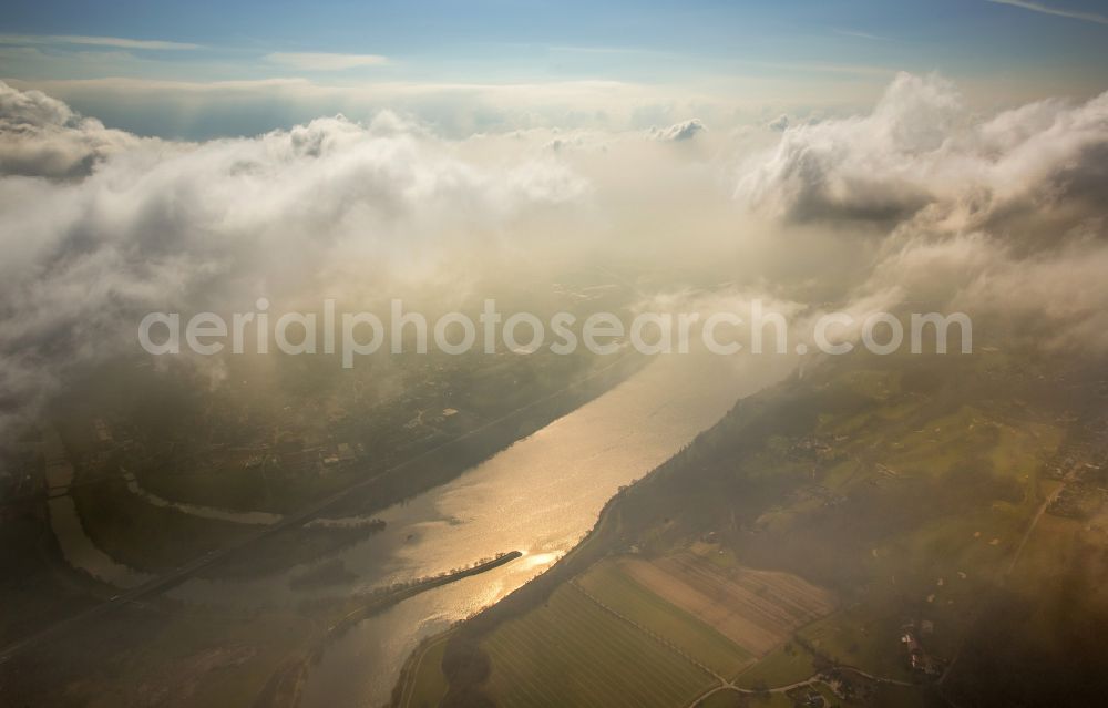 Herbede from above - Riparian areas on the lake area of Kemnader See in Herbede at Ruhrgebiet in the state North Rhine-Westphalia, Germany