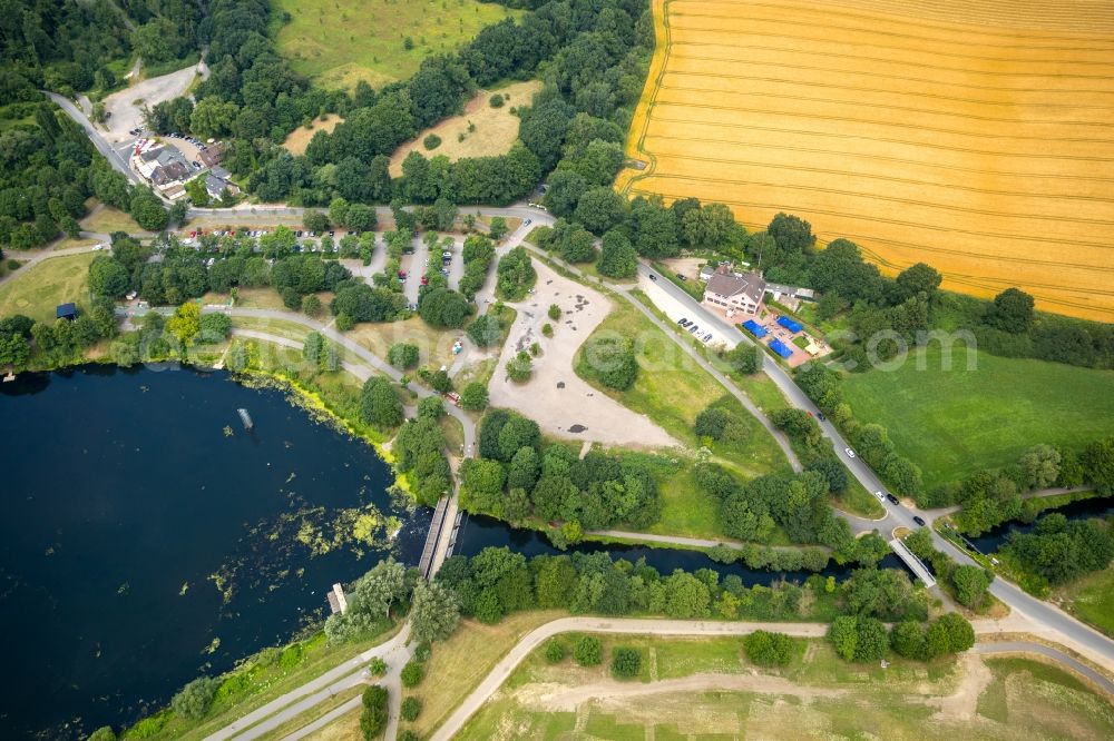 Aerial image Bochum - Riparian areas on the lake area of Kemnader See - Oelbach in Bochum in the state North Rhine-Westphalia, Germany