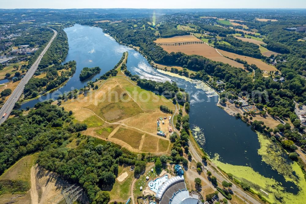 Aerial image Witten - Riparian areas on the lake area of Kemnader See and of Oelbach in Witten in the state North Rhine-Westphalia, Germany