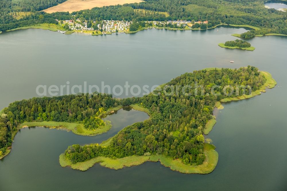 Aerial photograph Krakow am See - Riparian areas on the lake area of Krakower See in Krakow am See in the state Mecklenburg - Western Pomerania