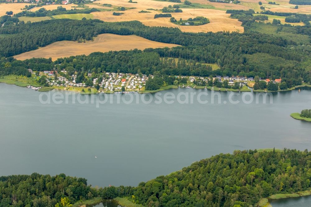 Aerial photograph Krakow am See - Riparian areas on the lake area of Krakower See in Krakow am See in the state Mecklenburg - Western Pomerania