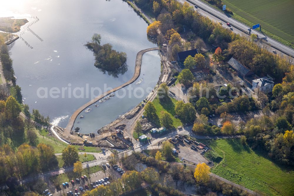 Bochum from above - riparian areas on the lake area of Uemminger See in Bochum in the state North Rhine-Westphalia, Germany