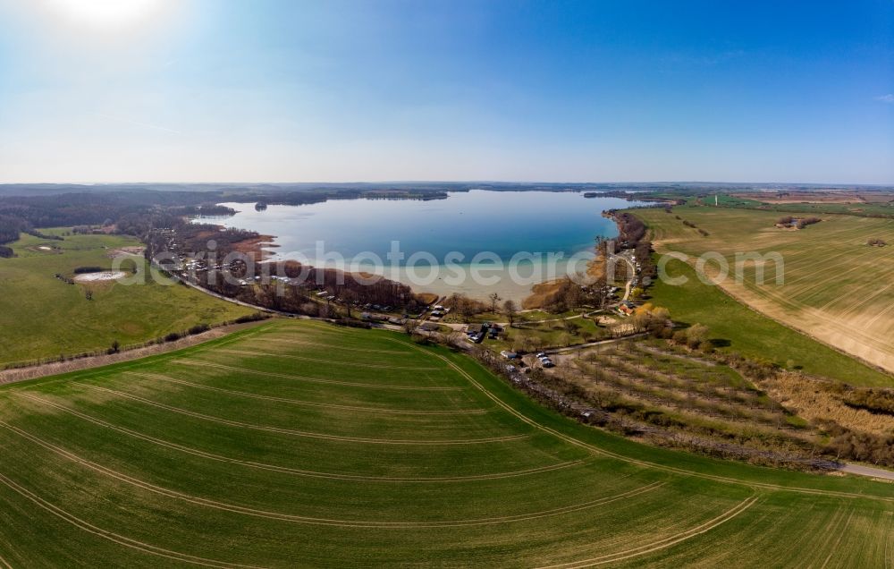 Aerial photograph Parsteinsee - Riparian areas on the lake area of Parsteiner See in Parsteinsee in the state Brandenburg, Germany