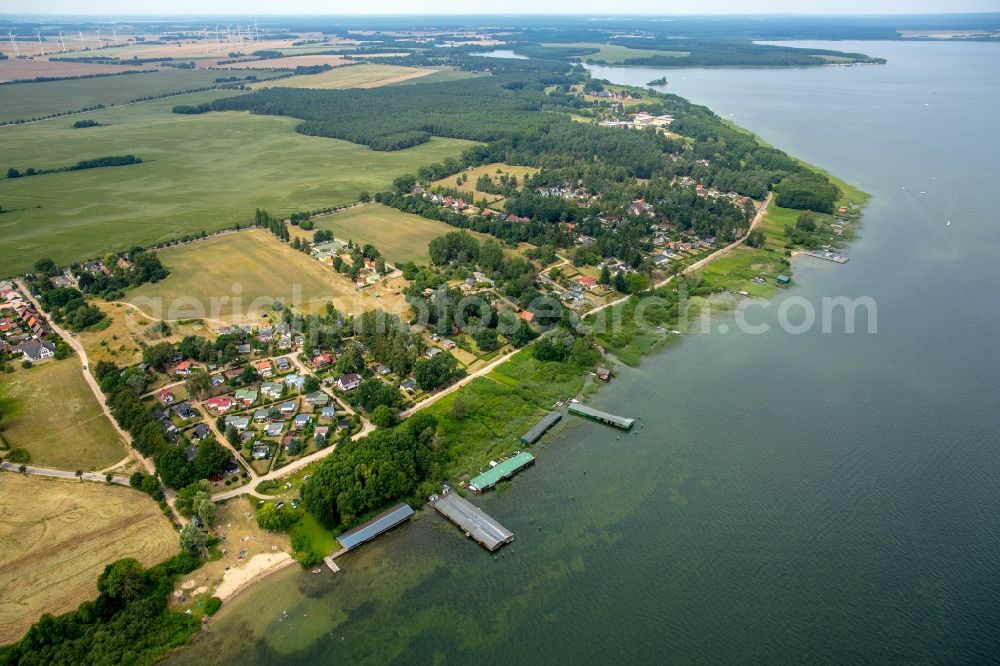 Aerial photograph Plau am See - Riparian areas on the lake area of Plauer See in Plau am See in the state Mecklenburg - Western Pomerania