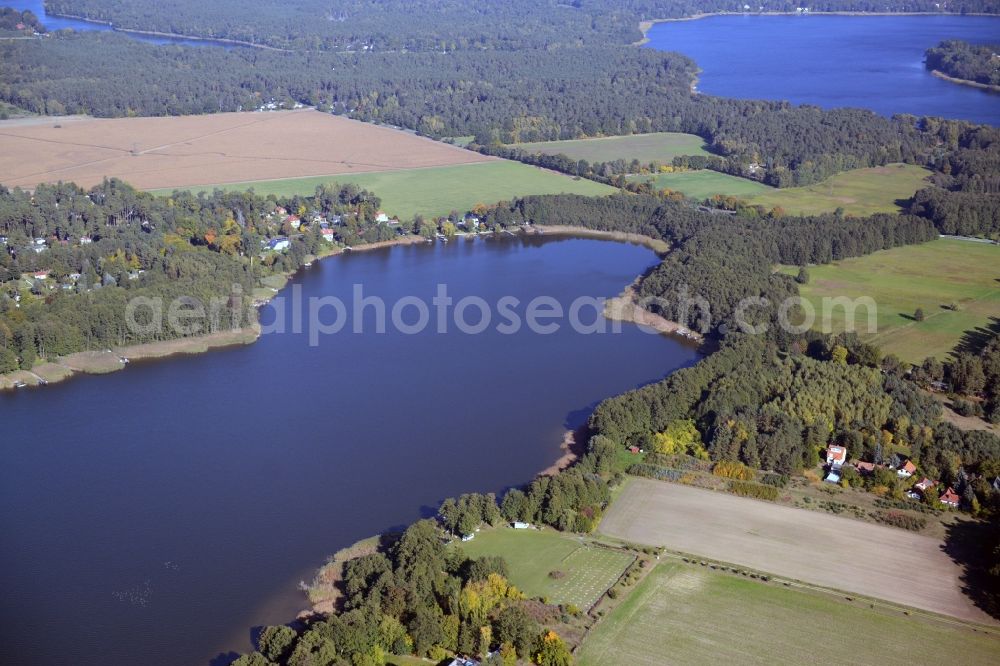 Aerial image Rahmer See - Riparian areas on the lake area of Rahmer See in Rahmer See in the state Brandenburg