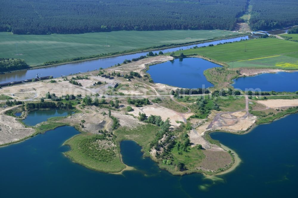 Aerial photograph Niegripp - Riparian areas on the lake area of the sand deposit areas in Niegripp in the state Saxony-Anhalt