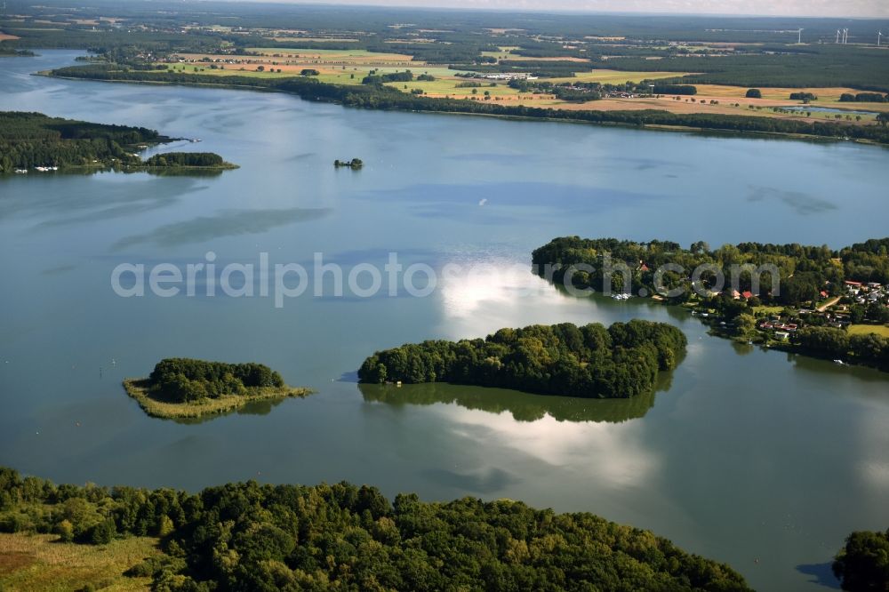 Schwielochsee from the bird's eye view: Riparian areas on the lake area of Schwielochsee in Schwielochsee in the state Brandenburg