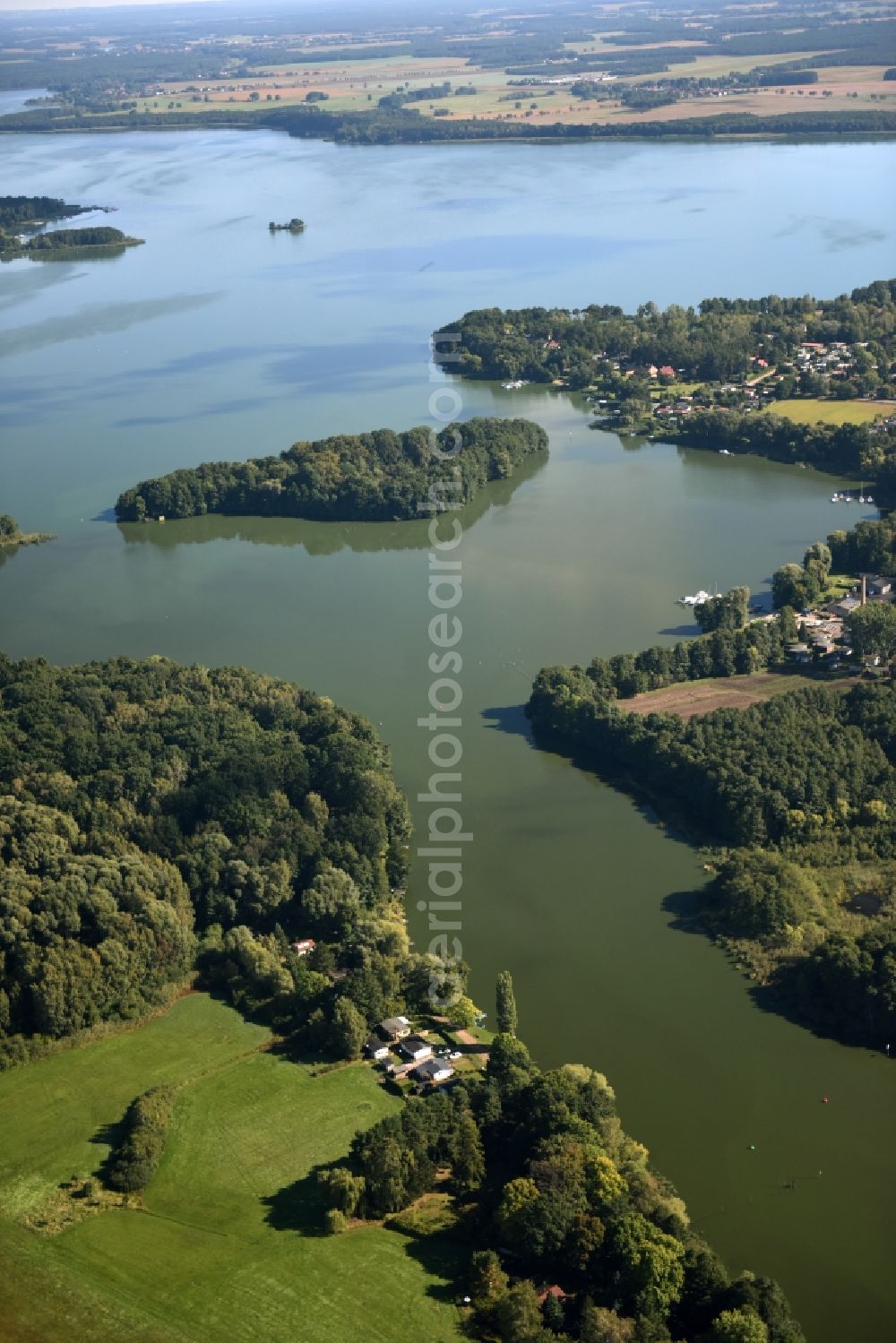 Aerial image Schwielochsee - Riparian areas on the lake area of Schwielochsee in Schwielochsee in the state Brandenburg