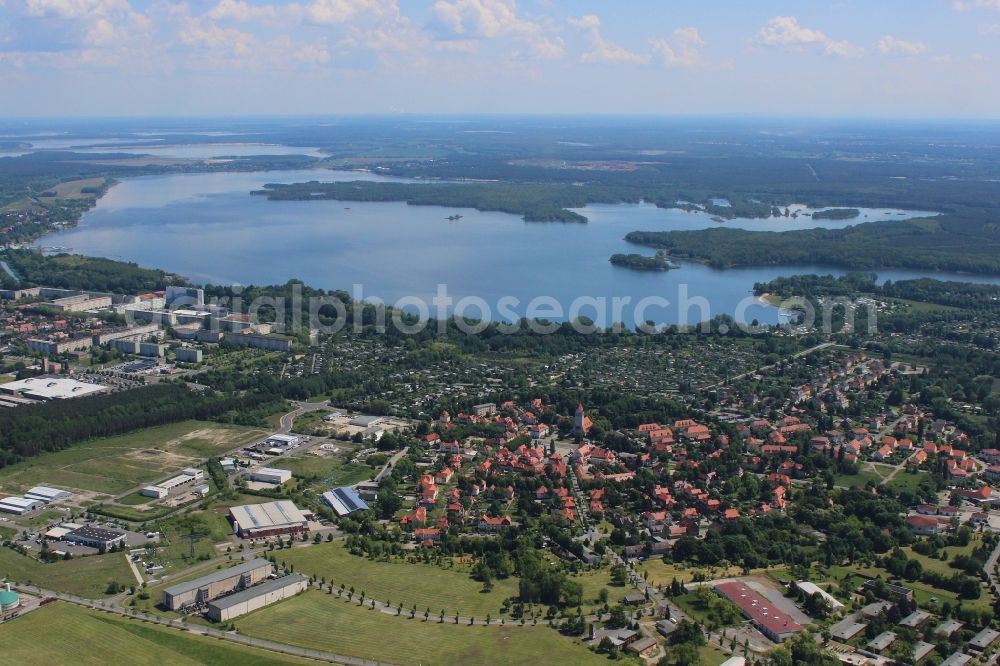 Brieske from above - Riparian areas on the lake area of Senftenberger See in Brieske in the state Brandenburg