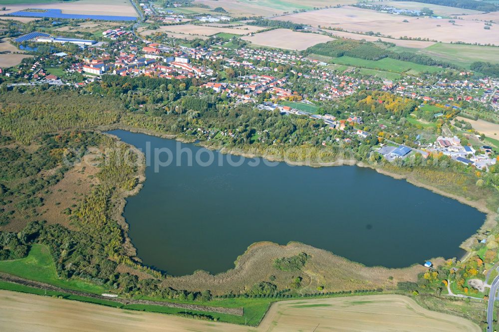 Aerial photograph Woldegk - Riparian areas on the lake area of Stadtsee in Woldegk in the state Mecklenburg - Western Pomerania, Germany