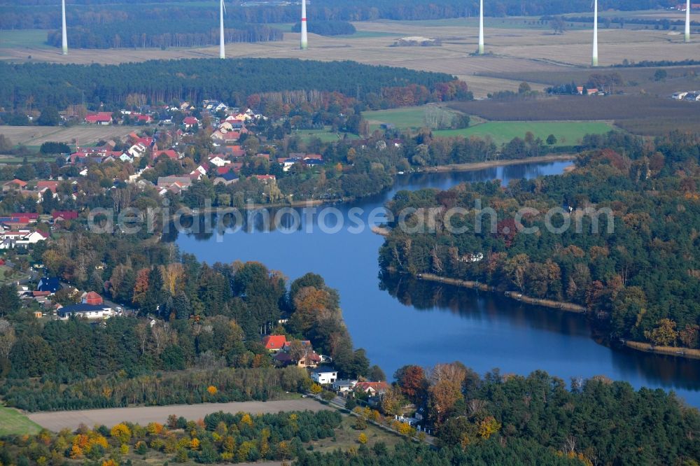 Aerial photograph Stolzenhagen - Riparian areas on the lake area of Stolzenhagener See in Stolzenhagen in the state Brandenburg, Germany