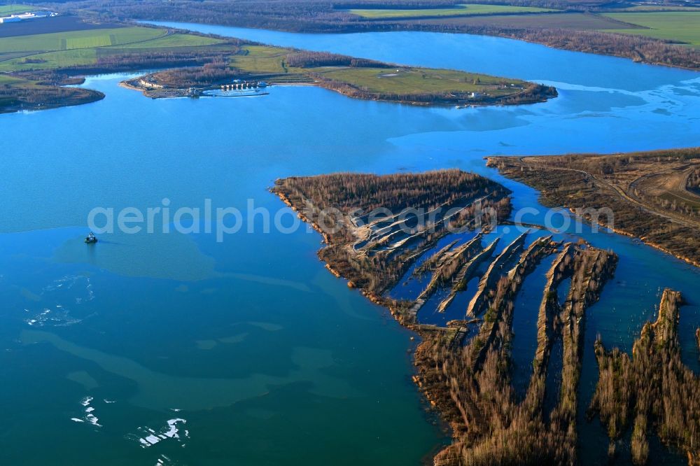 Großpösna from above - Riparian areas on the lake area of Stoermthaler See in Grosspoesna in the state Saxony, Germany