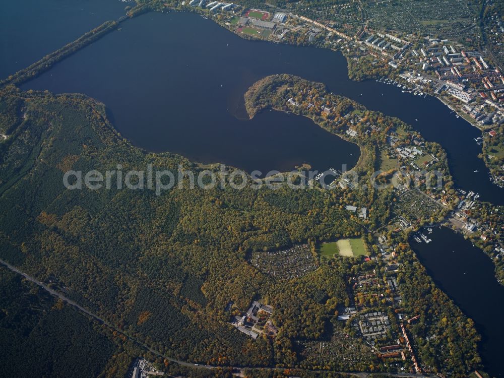 Aerial image Schwielowsee - Riparian areas on the lake area of Templiner See in Schwielowsee in the state Brandenburg