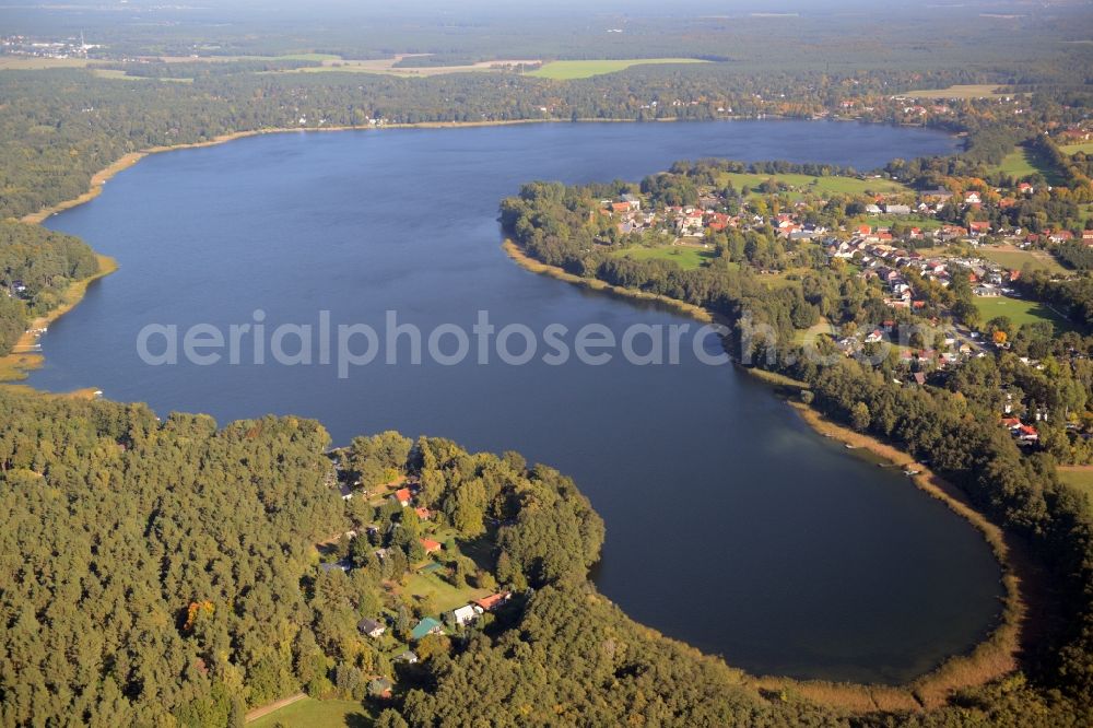 Aerial photograph Wandlitz - Riparian areas on the lake area of Wandlitzer See in Wandlitz in the state Brandenburg