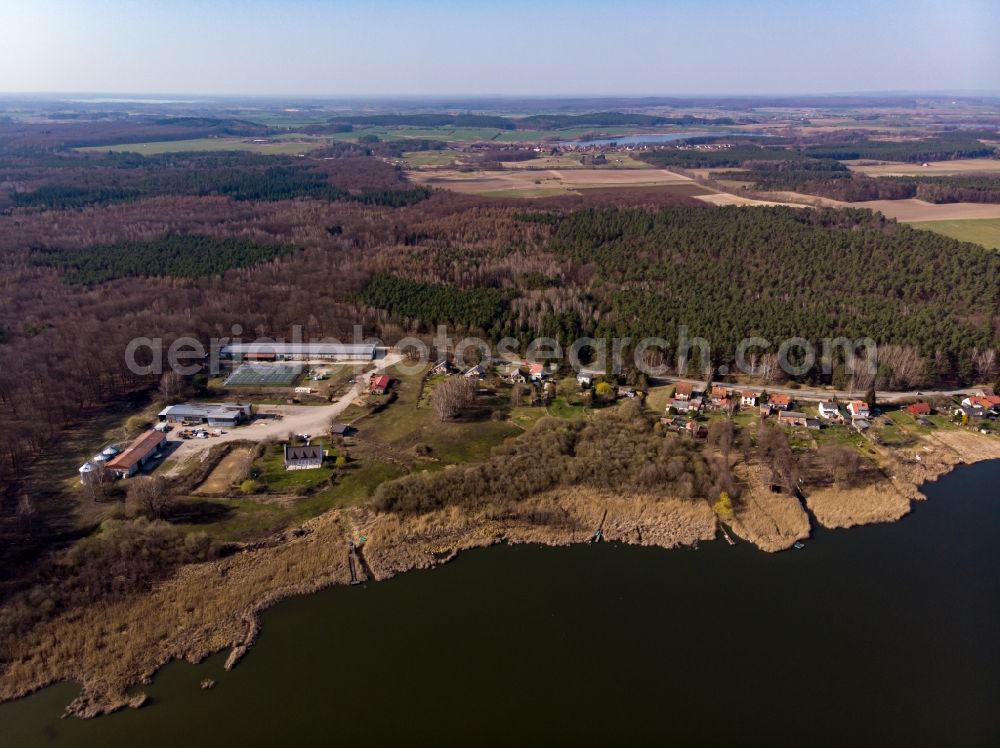 Chorin from the bird's eye view: Riparian areas on the lake area of Weisser See in Chorin in the state Brandenburg, Germany