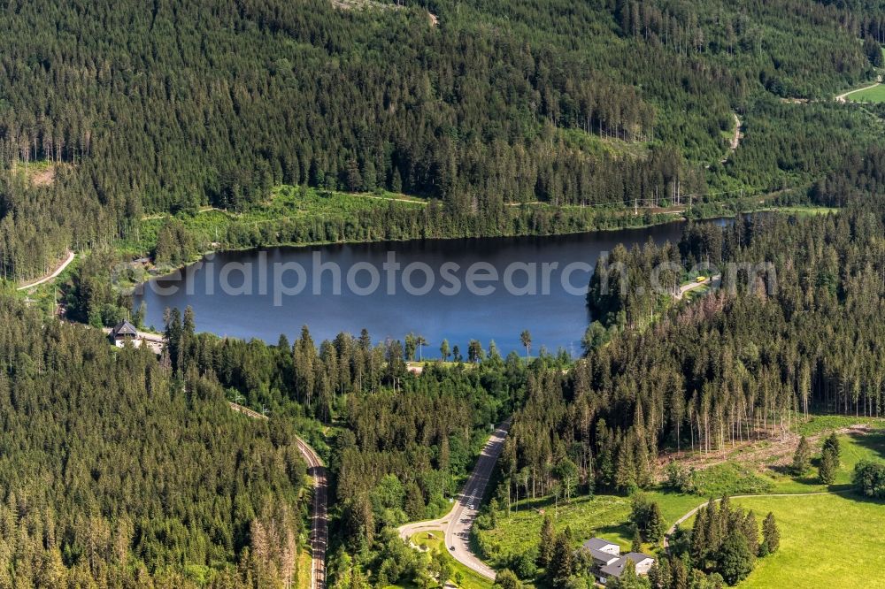 Aerial image Lenzkirch - Riparian areas on the lake area of Windgfaellweiher in Lenzkirch in the state Baden-Wuerttemberg, Germany