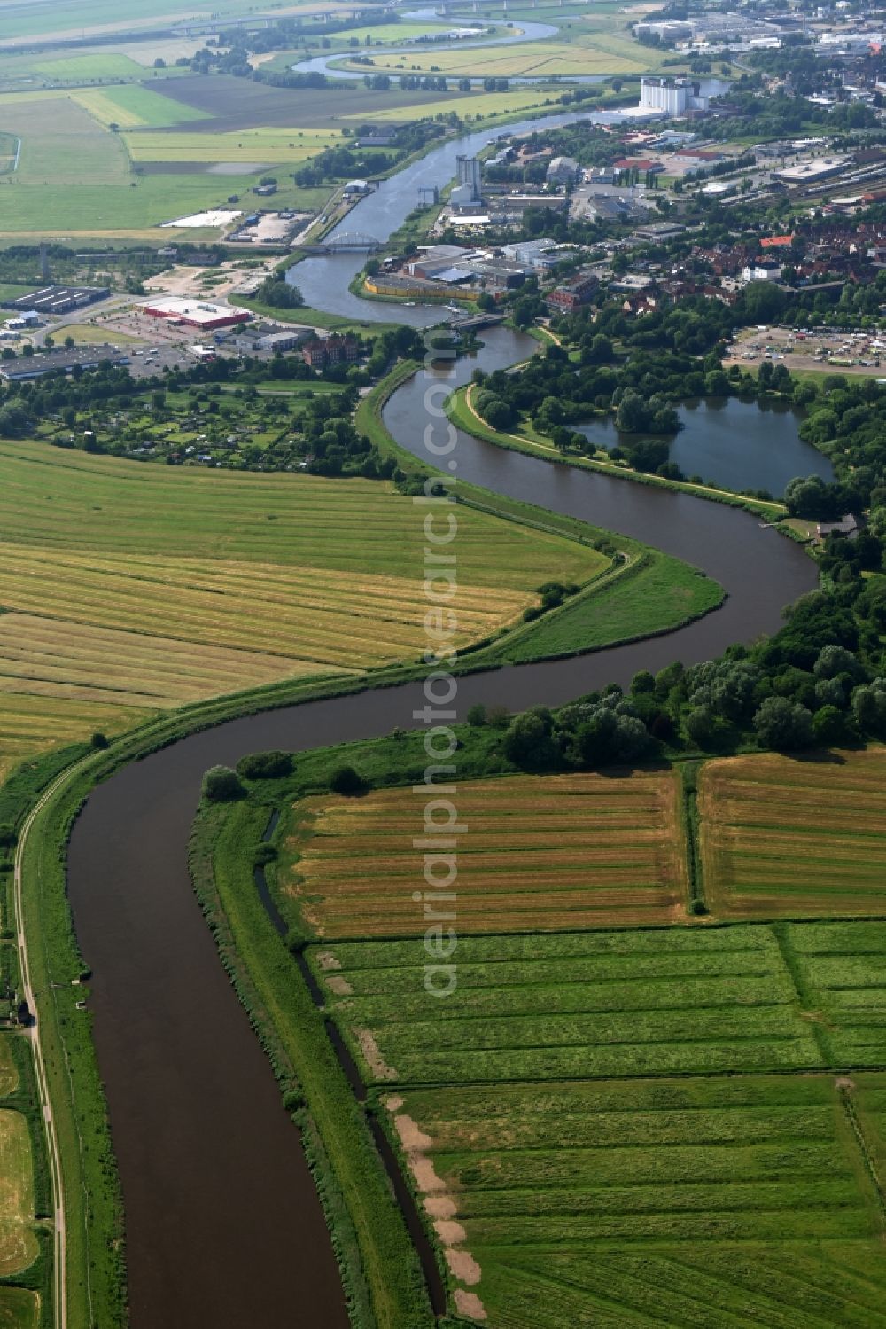 Aerial image Oelixdorf - Curved loop of the riparian zones on the course of the river Stoer in Oelixdorf in the state Schleswig-Holstein