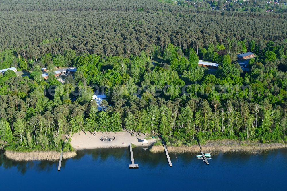 Aerial image Störitz - Riparian areas on the lake area of Stoeritzsee in Moenchwinkel in the state Brandenburg, Germany