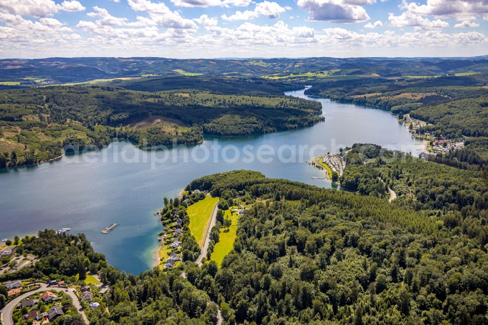 Aerial image Langscheid - Shore areas on the lake area of the Sorpesee dam in Langscheid in the Sauerland in the state of North Rhine-Westphalia, Germany