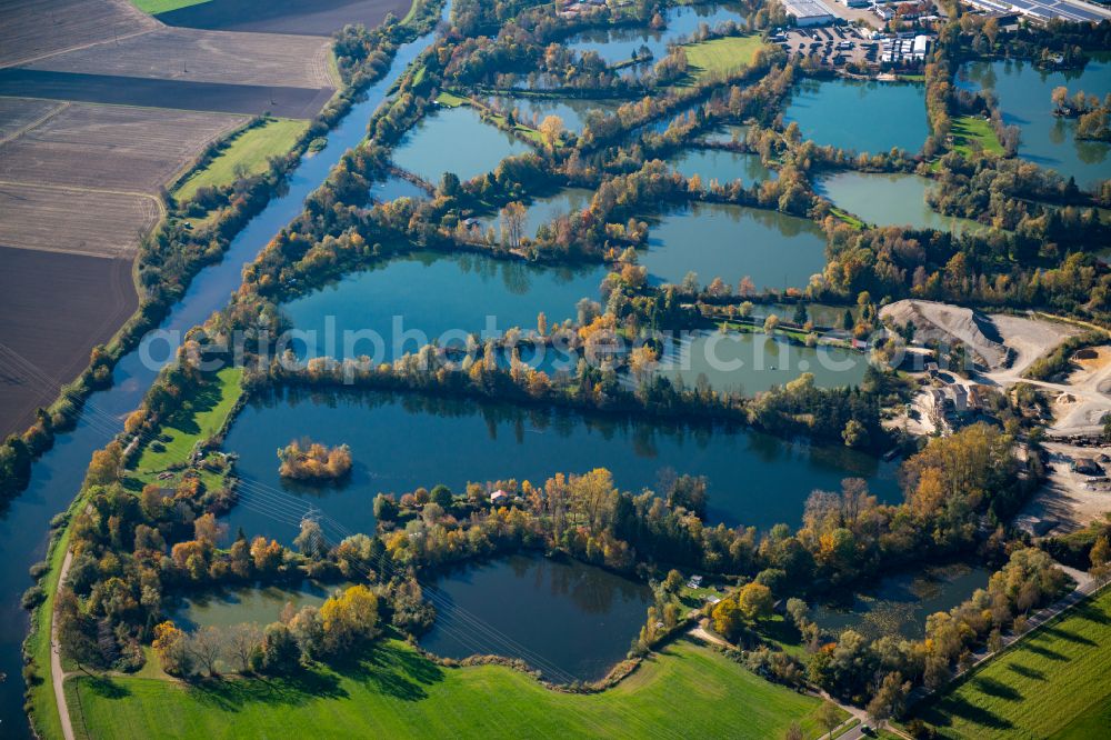 Aerial photograph Erbach - Shore areas of the ponds for fish farming Fischerverein Erbach e.V. in Erbach in the state Baden-Wuerttemberg, Germany