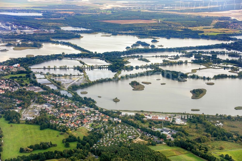 Aerial photograph Teichland - Shore areas of the ponds for fish farming Peitzer Teiche in Teichland in the state Brandenburg, Germany