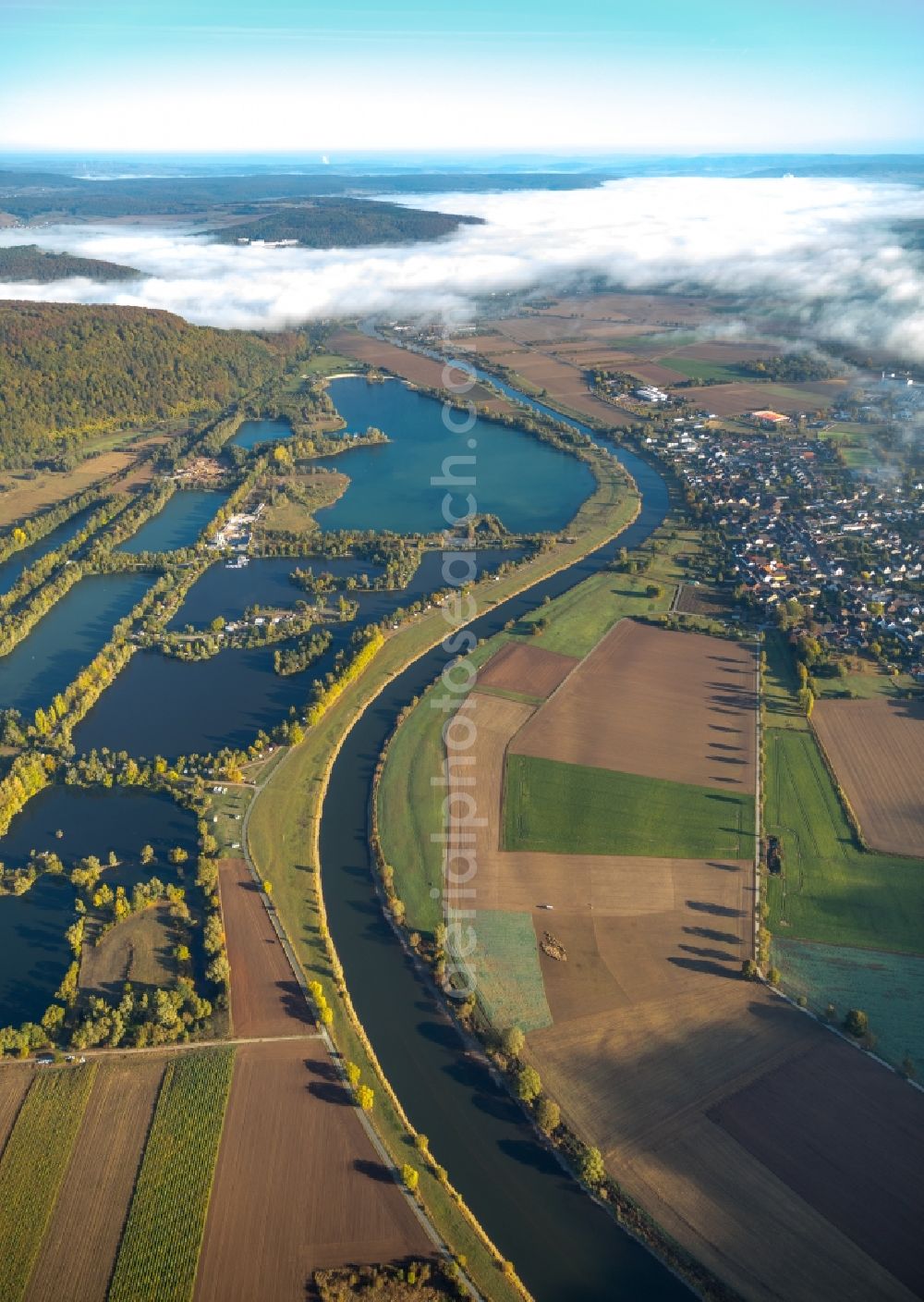 Höxter from above - Curved loop of the riparian zones on the course of the river Weser in Hoexter in the state North Rhine-Westphalia, Germany