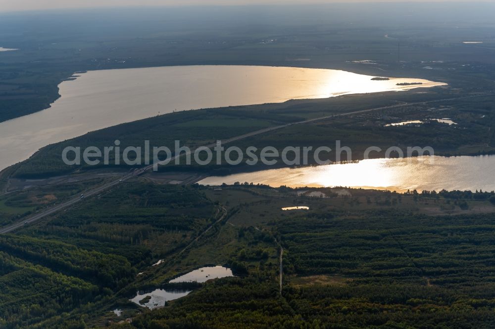 Zwenkau from the bird's eye view: Riparian areas on the lake area of Zwenkauer See and Cospudener See in Zwenkau in the state Saxony, Germany