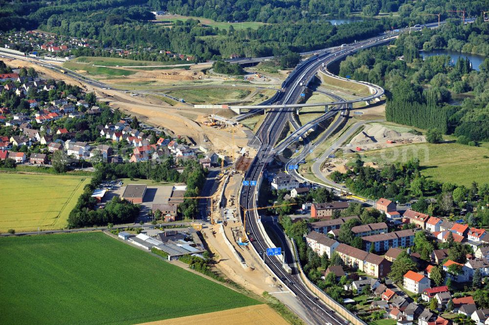 Braunschweig from above - Blick auf den Um- und Ausbau des Autobahndreiecks Braunschweig-Südwest an der Autobahn A29 / A 391 in Niedersachsen. Der EUROVIA Baukonzern errichtet hier einige Brückenneubauten. Bauherr ist die Niedersächsische Landesbehörde für Straßenbau und Verkehr. View of the implementation and expansion of the motorway junction Brunswick-southwest along the freeway A29 / A 395 in Lower Saxony. The construction company EUROVIA built here are some new bridges. Owner is the Lower Saxony state authorities for road construction and transport.