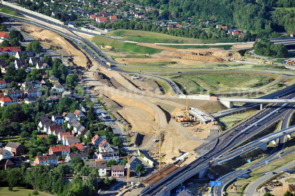 Braunschweig from the bird's eye view: Blick auf den Um- und Ausbau des Autobahndreiecks Braunschweig-Südwest an der Autobahn A29 / A 391 in Niedersachsen. Der EUROVIA Baukonzern errichtet hier einige Brückenneubauten. Bauherr ist die Niedersächsische Landesbehörde für Straßenbau und Verkehr. View of the implementation and expansion of the motorway junction Brunswick-southwest along the freeway A29 / A 395 in Lower Saxony. The construction company EUROVIA built here are some new bridges. Owner is the Lower Saxony state authorities for road construction and transport.