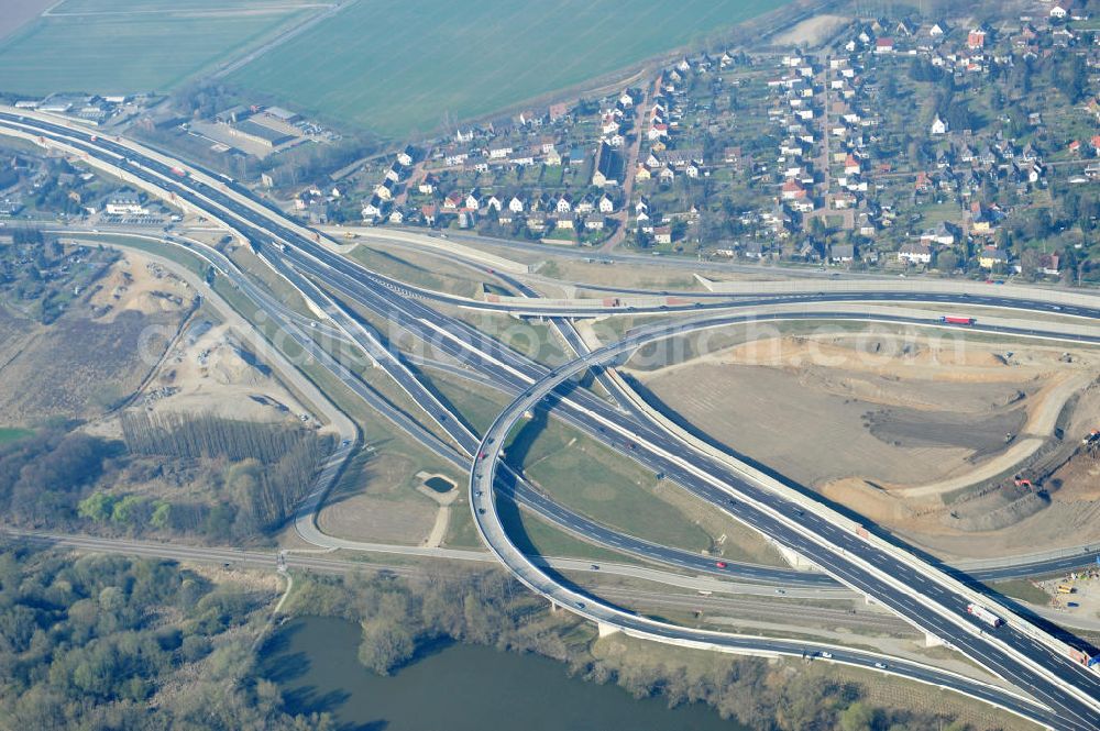 Braunschweig from above - View of the implementation and expansion of the motorway junction Brunswick-southwest along the freeway A29 / A 395 in Lower Saxony. The construction company EUROVIA built here are some new bridges. Owner is the Lower Saxony state authorities for road construction and transport