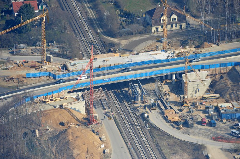 Aerial photograph Braunschweig - View of the implementation and expansion of the motorway junction Brunswick-southwest along the freeway A29 / A 395 in Lower Saxony. The construction company EUROVIA built here are some new bridges. Owner is the Lower Saxony state authorities for road construction and transport