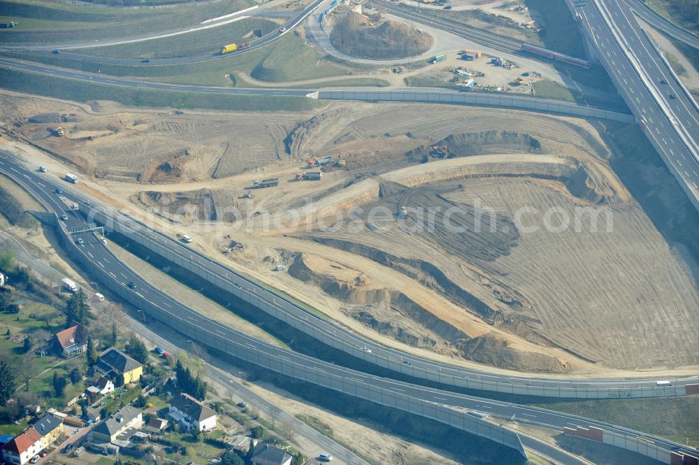 Braunschweig from the bird's eye view: View of the implementation and expansion of the motorway junction Brunswick-southwest along the freeway A29 / A 395 in Lower Saxony. The construction company EUROVIA built here are some new bridges. Owner is the Lower Saxony state authorities for road construction and transport