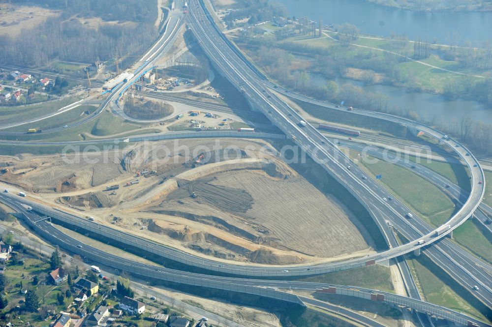 Aerial image Braunschweig - View of the implementation and expansion of the motorway junction Brunswick-southwest along the freeway A29 / A 395 in Lower Saxony. The construction company EUROVIA built here are some new bridges. Owner is the Lower Saxony state authorities for road construction and transport