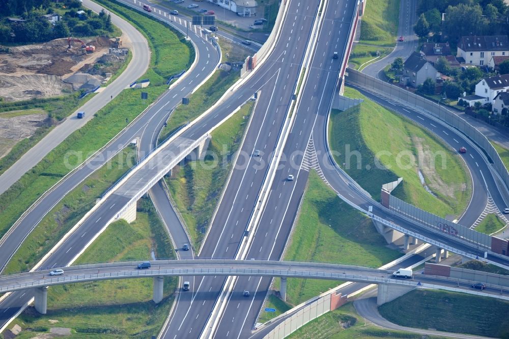 Aerial image Braunschweig - View of the implementation and expansion of the motorway junction Brunswick-southwest along the freeway A29 / A 395 in Lower Saxony. The construction company EUROVIA built here are some new bridges. Owner is the Lower Saxony state authorities for road construction and transport