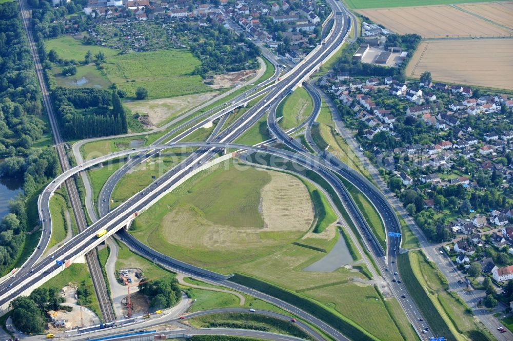 Aerial image Braunschweig - View of the implementation and expansion of the motorway junction Brunswick-southwest along the freeway A29 / A 395 in Lower Saxony. The construction company EUROVIA built here are some new bridges. Owner is the Lower Saxony state authorities for road construction and transport