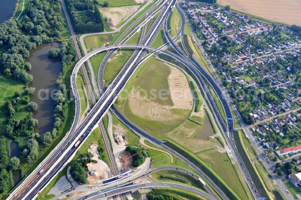 Aerial image Braunschweig - View of the implementation and expansion of the motorway junction Brunswick-southwest along the freeway A29 / A 395 in Lower Saxony. The construction company EUROVIA built here are some new bridges. Owner is the Lower Saxony state authorities for road construction and transport