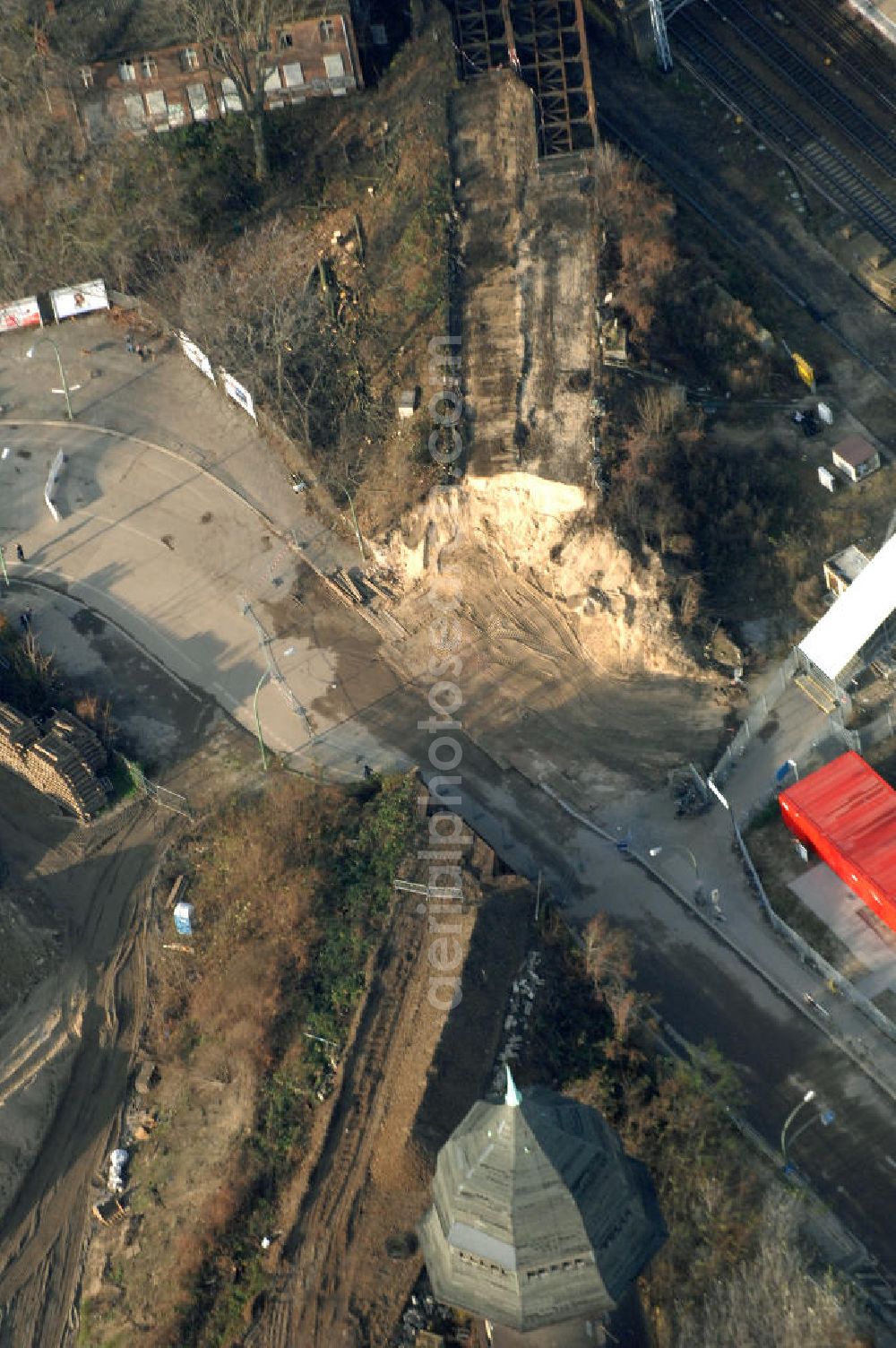 Aerial photograph Berlin - Blick auf den Um- und Neubau des Berliner S-Bahnhofs Ostkreuz. Der Bahnhof wurde bereits im Jahr 1882 eröffnet und ist somit stark sanierungsbedürftig. Teile der Neubauten führt die EUROVIA Beton GmbH aus. Weiterhin beteiligt ist das Unternehmen VEPRO Verkehrsbauprojekt GmbH. Kontakt EUROVIA: EUROVIA BEton GmbH, Niederlassung Ingenieurbau und Zweigniederlassung Cottbus, Gewerbeparkstraße 17, 03099 Kolkwitz, Tel. +49(0)355 35552 3, Fax +49(0)355 35552 52, EMail: ingenieurbau@eurovia.de; Kontakt VEPRO: Verkehrsbau Projekt GmbH, Storkower Str. 132, 10407 Berlin, Tel. +49(0)30 42194 0, Fax +49(0)30 42194 221