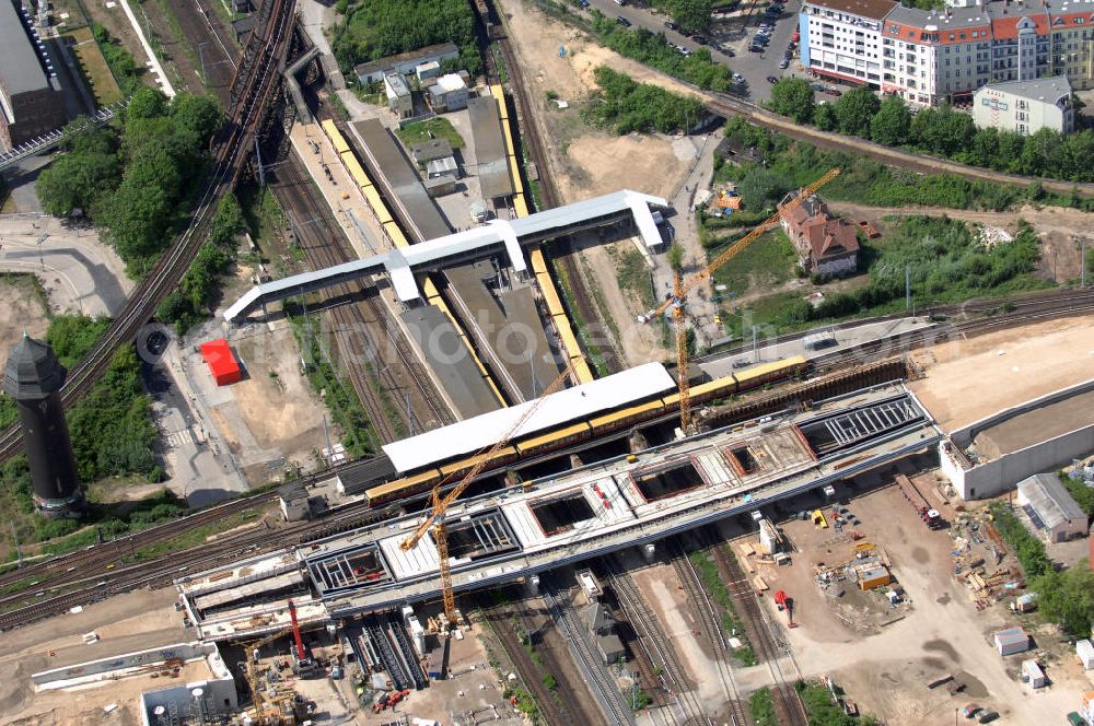 Aerial image Berlin - Blick auf den Um- und Neubau des Berliner S-Bahnhofs Ostkreuz. Der Bahnhof wurde bereits im Jahr 1882 eröffnet und ist somit stark sanierungsbedürftig. Teile der Neubauten führt die EUROVIA Beton GmbH aus. Weiterhin beteiligt ist das Unternehmen VEPRO Verkehrsbauprojekt GmbH. Kontakt EUROVIA: EUROVIA BEton GmbH, Niederlassung Ingenieurbau und Zweigniederlassung Cottbus, Gewerbeparkstraße 17, 03099 Kolkwitz, Tel. +49(0)355 35552 3, Fax +49(0)355 35552 52, EMail: ingenieurbau@eurovia.de; Kontakt VEPRO: Verkehrsbau Projekt GmbH, Storkower Str. 132, 10407 Berlin, Tel. +49(0)30 42194 0, Fax +49(0)30 42194 221